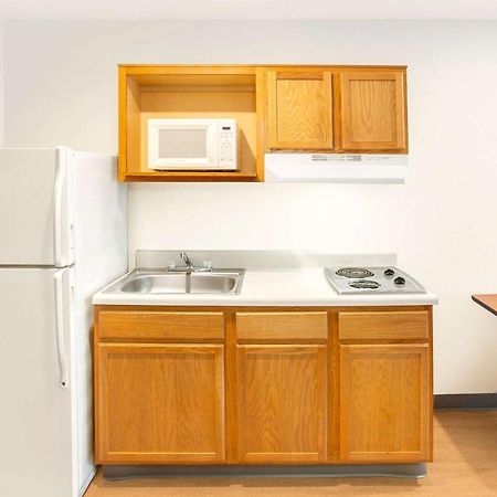 Woodspring Suites בראונסוויל מראה חיצוני תמונה